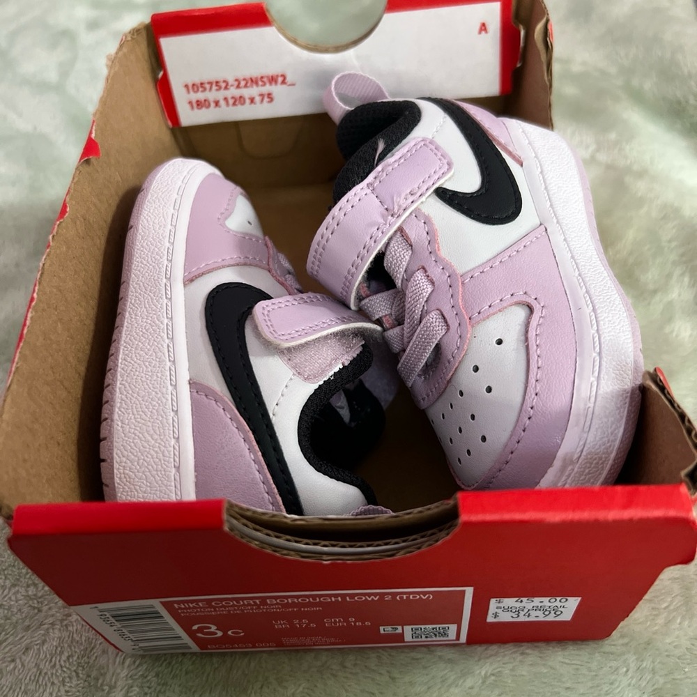 Baby Nike court sneakers 3c